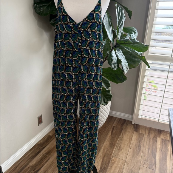 Elegant Blue and Green Patterned Jumpsuit - Picture 1 of 5